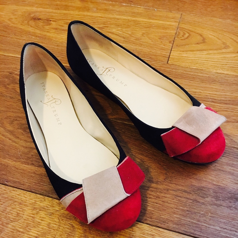 Ivanka Trump Women’s Black/Red/Beige Suede Flats 8.5